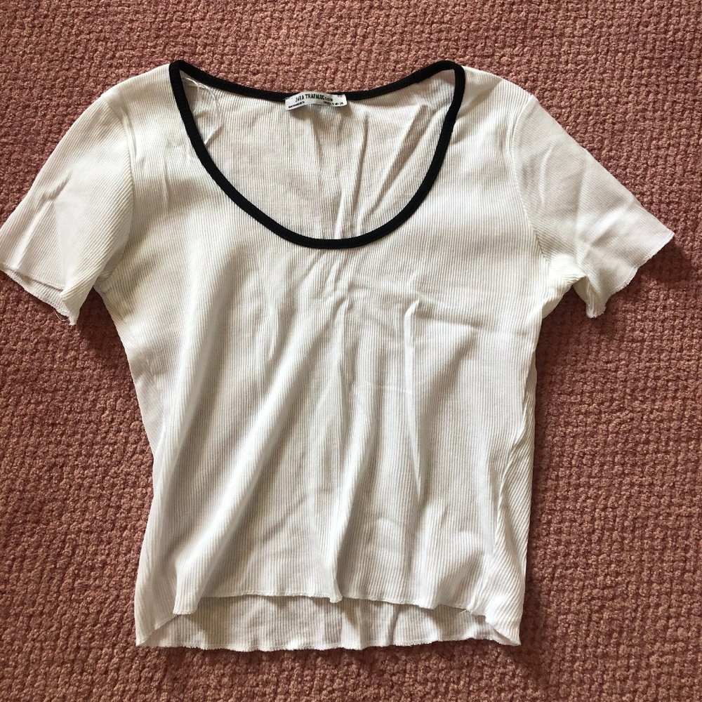 Zara Short-Sleeve Crop Top